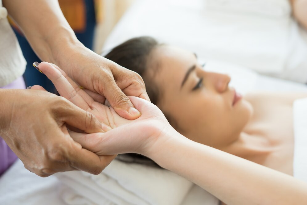 Reflexology-Practitioner